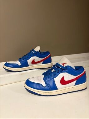Nike Air Jordan 1 Low in the "Sport Blue Gym Red" Size 9.5